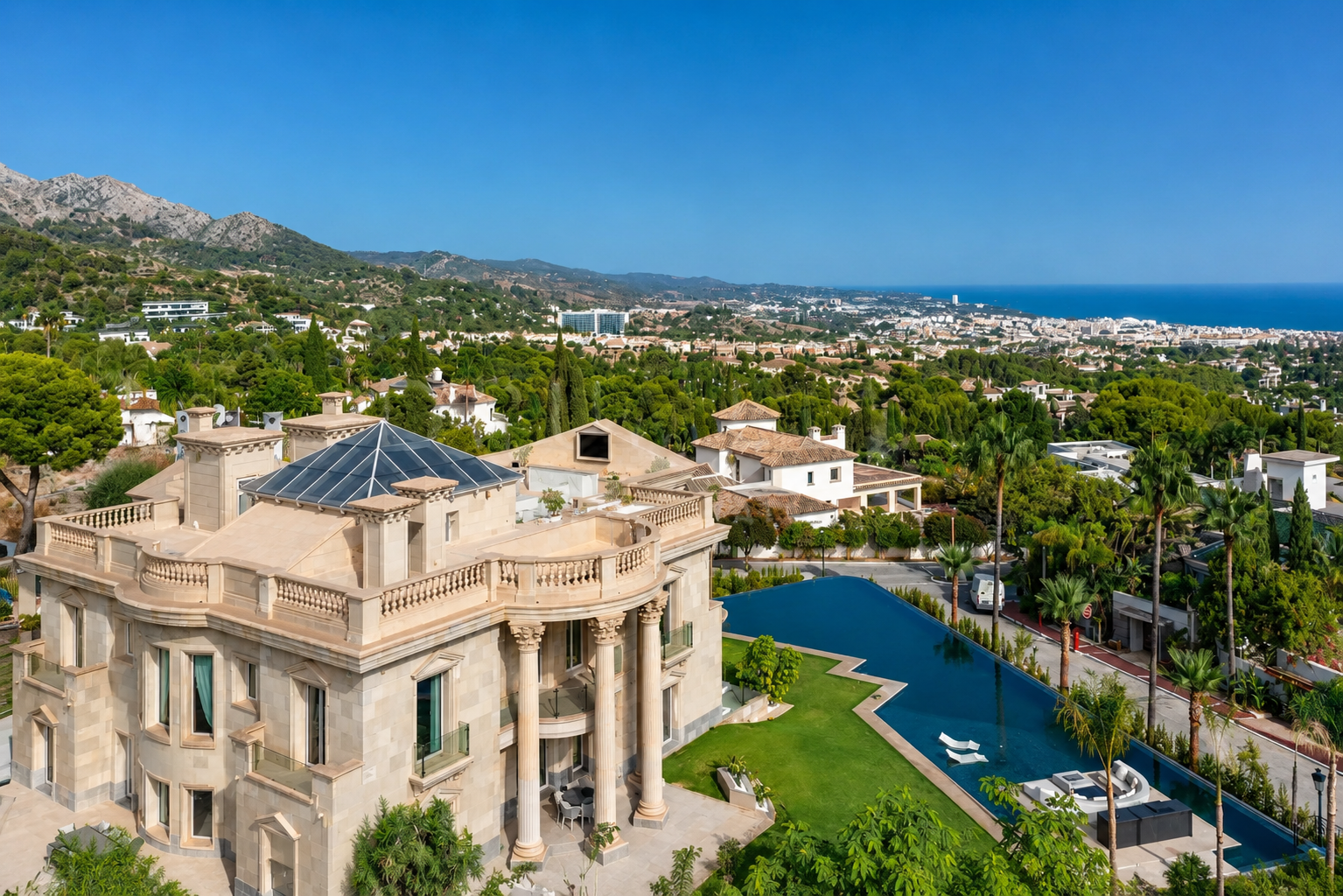 SIERRA BLANCA VILLAS Swimming Pool 11