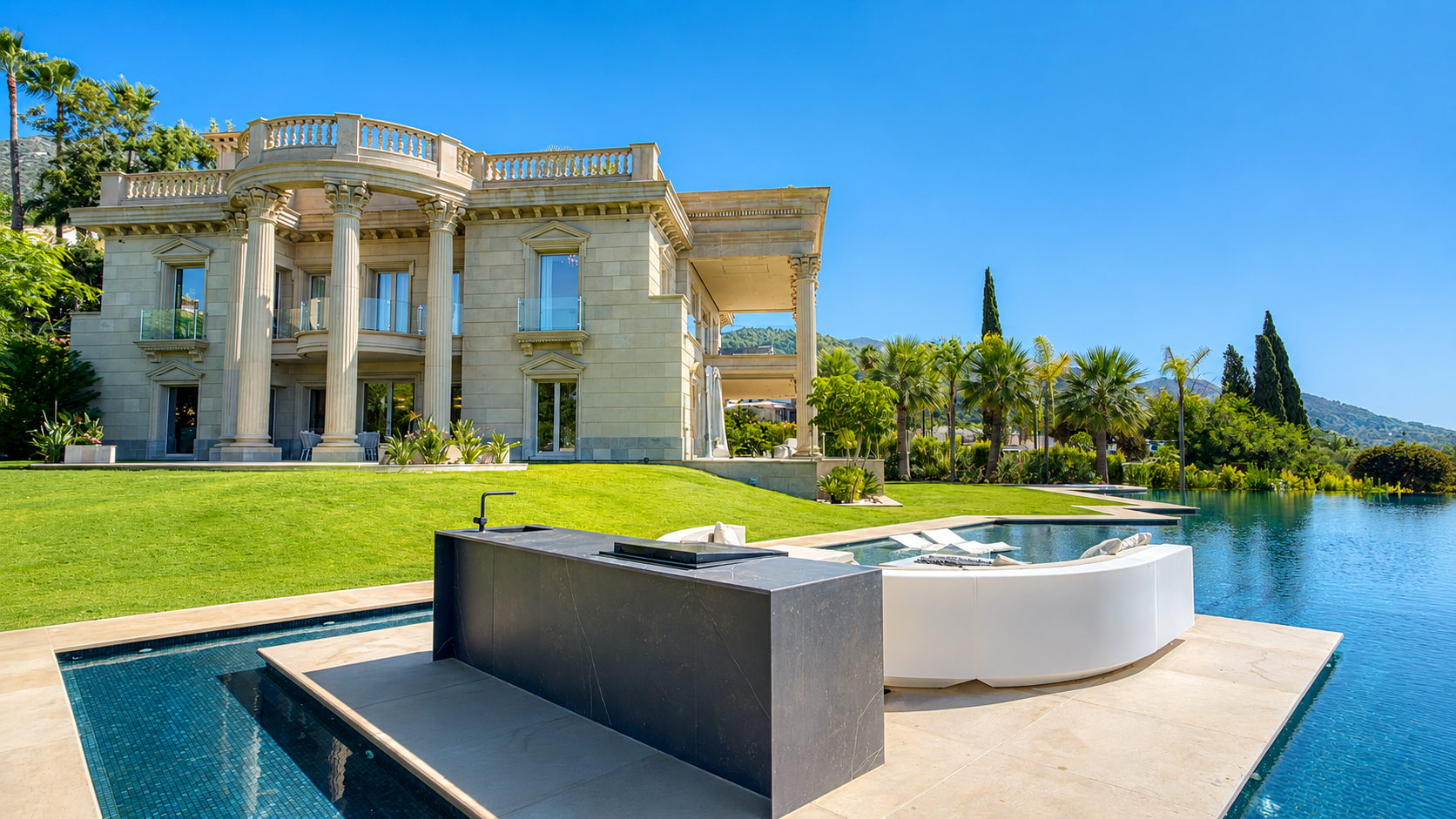 SIERRA BLANCA VILLAS Swimming Pool